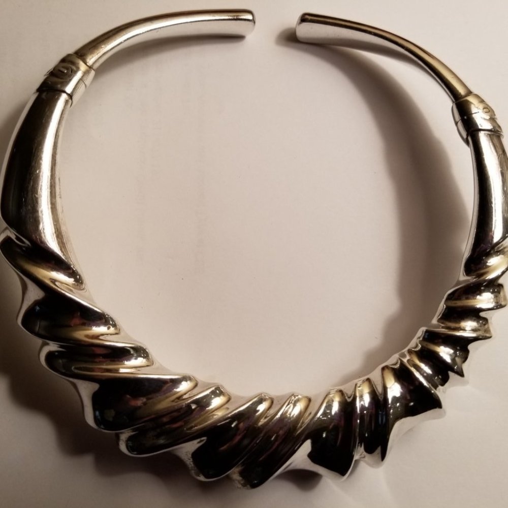VINTAGE ESTATE STERLING SILVER ALEN DION NECKLACE